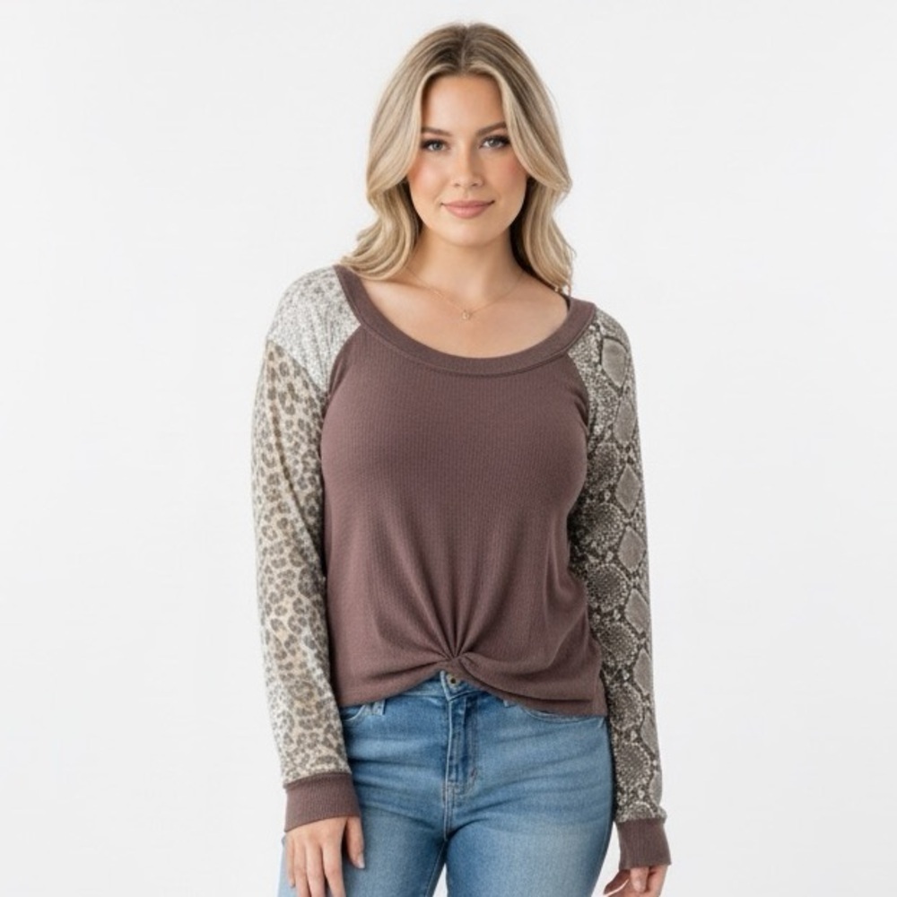 Ces Femme brown & snake skin knit top long sleeve size small/medium